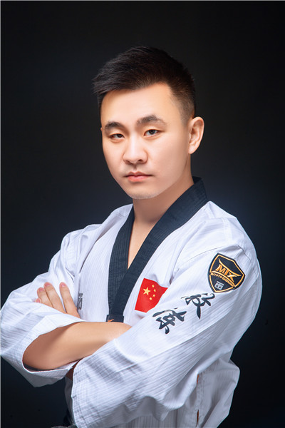 毛周锐